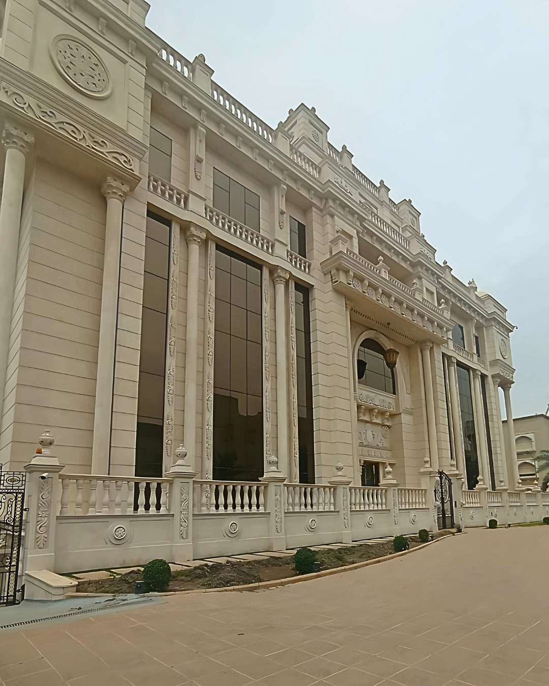 https://doppler.gr/wp-content/uploads/2025/05/Kuwait-Al-Basman-Palace.jpg