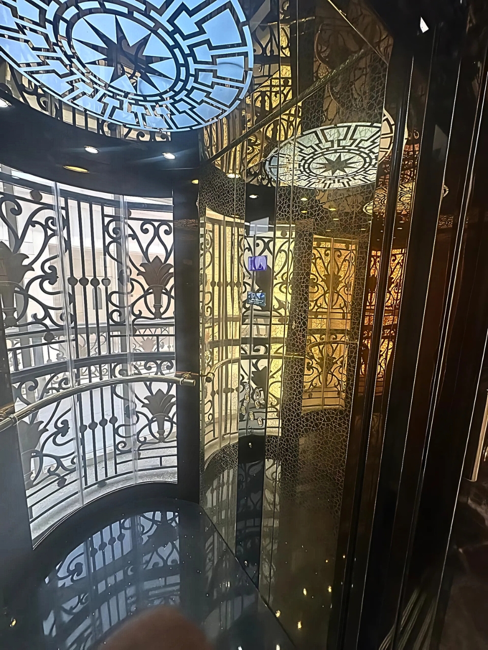 https://doppler.gr/wp-content/uploads/2025/06/Doppler-Dubai-41765-4.jpg
